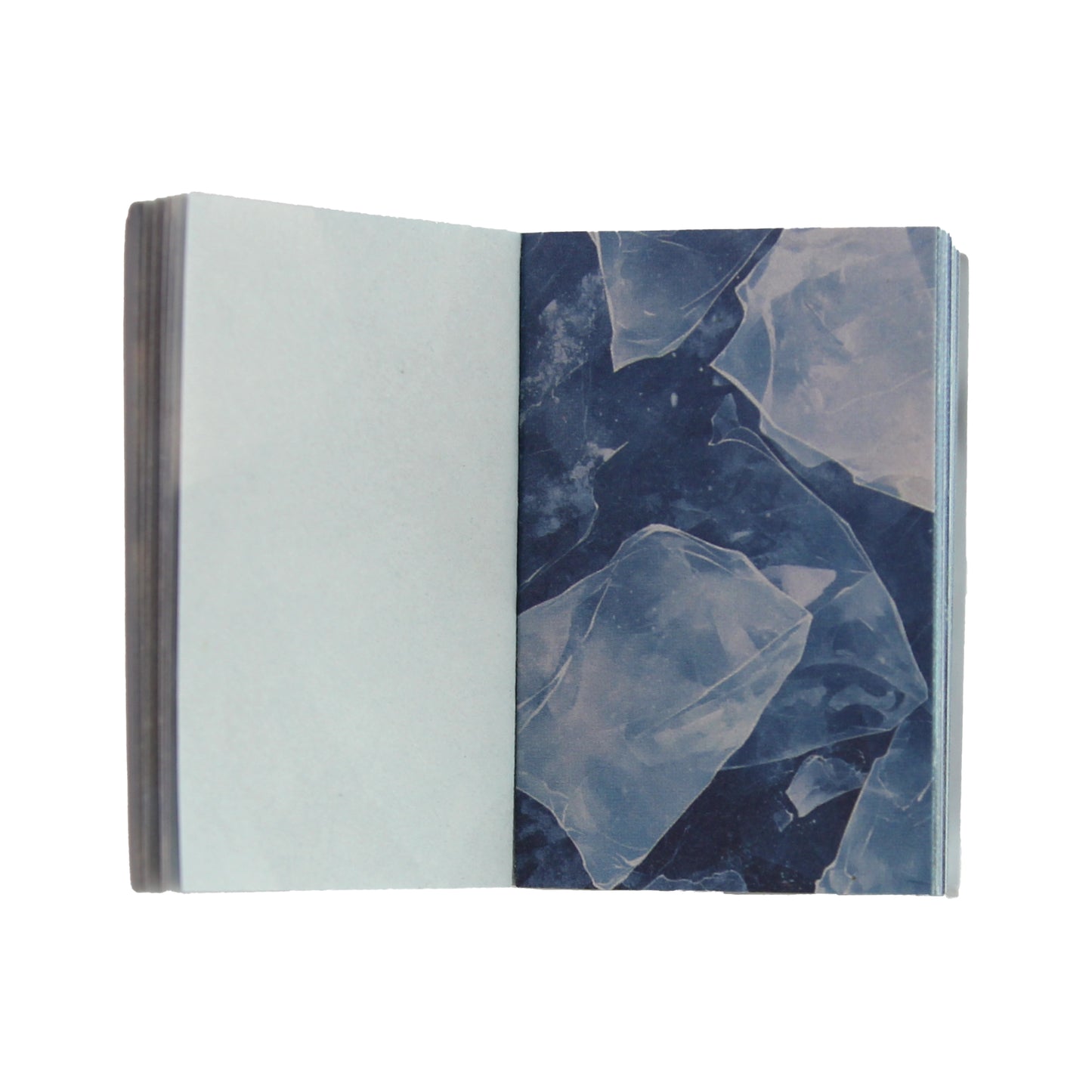 Archive Vol. 007 - Gorgeous Blue Sea | Mini Library